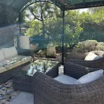 Bel Spacieux Et Lumineux Climatise De 120m2 Dans Avec Piscine דירה *
