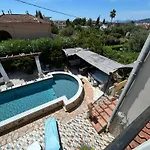 Bel Spacieux Et Lumineux Climatise De 120m2 Dans Avec Piscine אנטיב