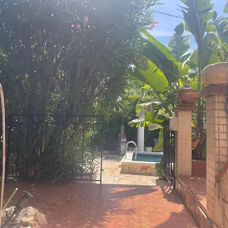 Bel Spacieux Et Lumineux Climatise De 120m2 Dans Avec Piscine Apartment *