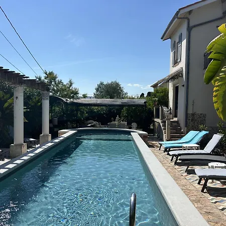 Grand Appt 6p Climatise Dans Avec Piscine - 8 Kms De Cannes アパート アンティーブ