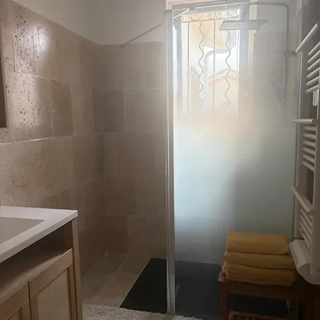 Grand Appt 6p Climatise Dans Avec Piscine - 8 Kms De Cannes アンティーブ