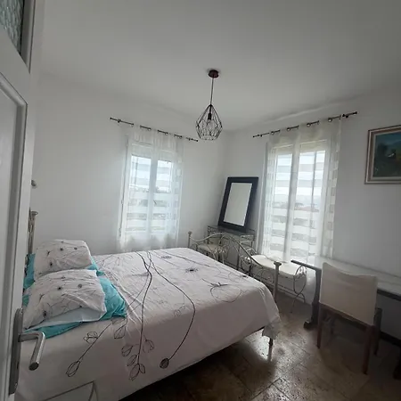 Grand Appt 6p Climatise Dans Avec Piscine - 8 Kms De Cannes Διαμέρισμα