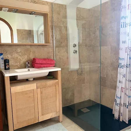 Apartamento Bel Spacieux Et Lumineux Climatisé De 120m2 Dans Avec Piscine Antibes