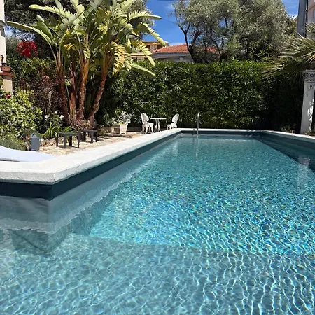 Bel Spacieux Et Lumineux Climatisé De 120m2 Dans Avec Piscine * Antibes