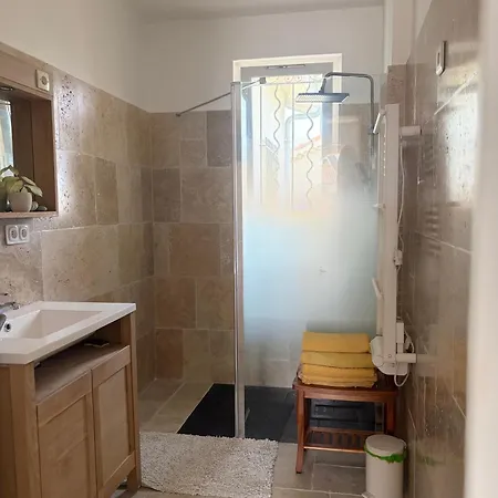 Apartamento Bel Spacieux Et Lumineux Climatisé De 120m2 Dans Avec Piscine