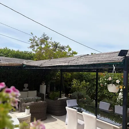 Bel Spacieux Et Lumineux Climatisé De 120m2 Dans Avec Piscine Apartamento Antibes