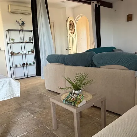 Bel Spacieux Et Lumineux Climatisé De 120m2 Dans Avec Piscine * Antibes
