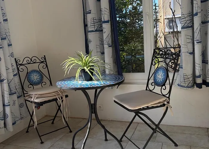 Bel Spacieux Et Lumineux Climatise De 120m2 Dans Avec Piscine Apartment Antibes