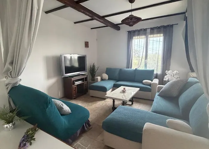 Apartment Bel Spacieux Et Lumineux Climatise De 120m2 Dans Avec Piscine *