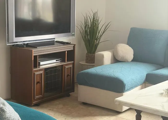 Apartment Bel Spacieux Et Lumineux Climatise De 120m2 Dans Avec Piscine